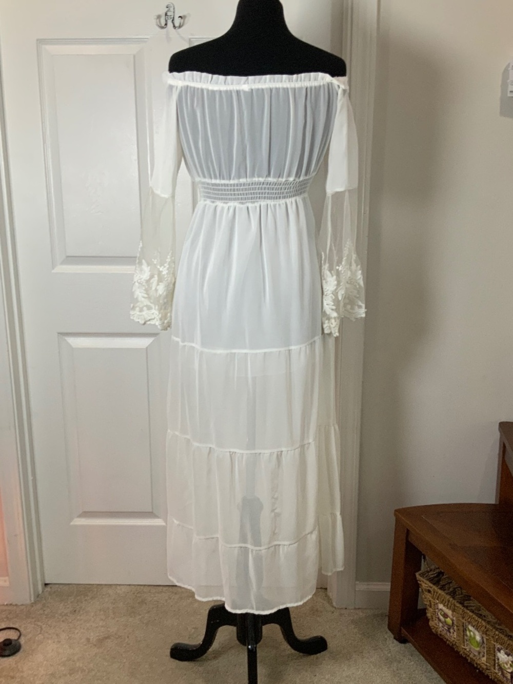 White Boho Lace Sleeve Off Shoulder Maxi Dress Romantic Cottagecore Size Large - Picture 6 of 10